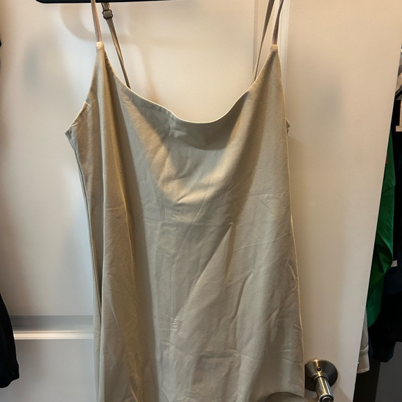 Abercrombie tan traveler dress - Picture 2 of 3